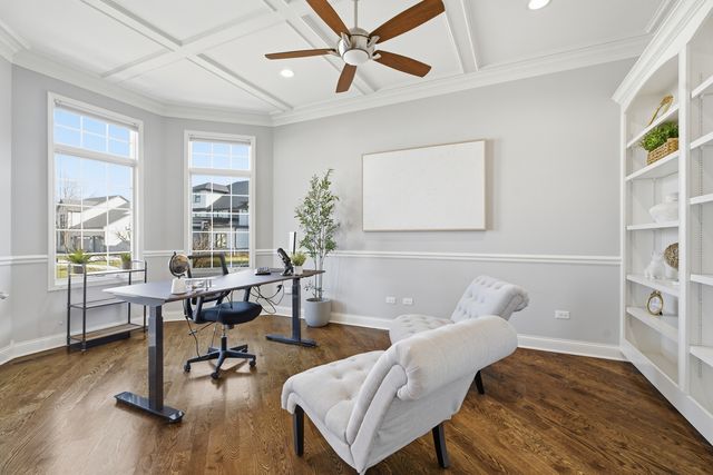 28 Pinnacle Court, Naperville, IL 60565