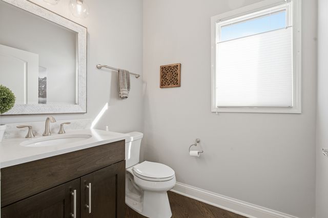 28 Pinnacle Court, Naperville, IL 60565