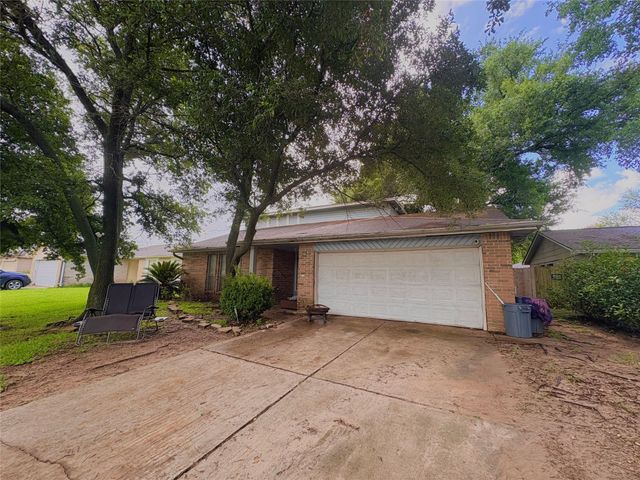 8215 Leather Market Street, Houston, TX 77064