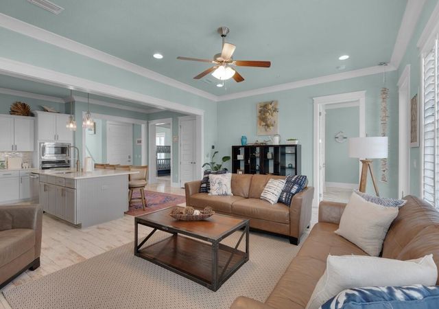 1477 Seaside Circle, Navarre, FL 32566