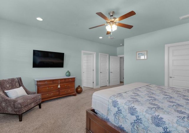 1477 Seaside Circle, Navarre, FL 32566