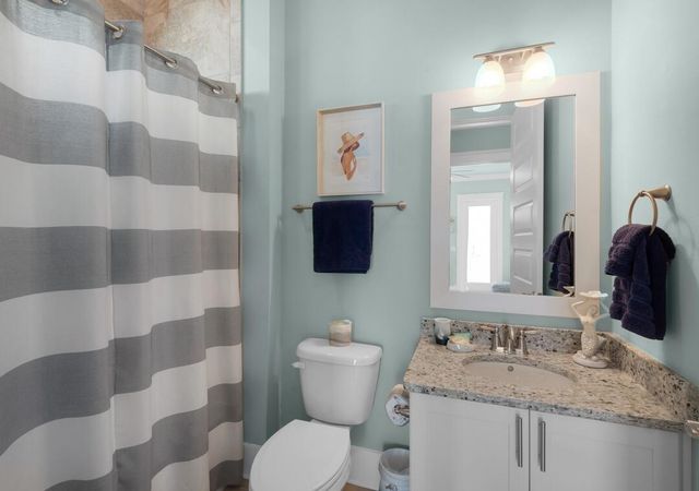 1477 Seaside Circle, Navarre, FL 32566