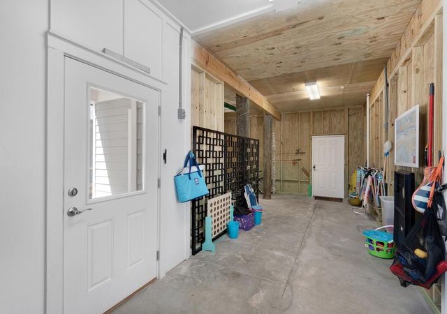 1477 Seaside Circle, Navarre, FL 32566