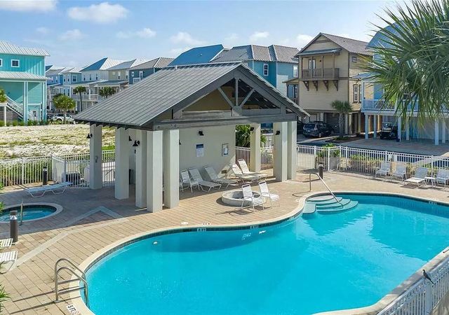 1477 Seaside Circle, Navarre, FL 32566