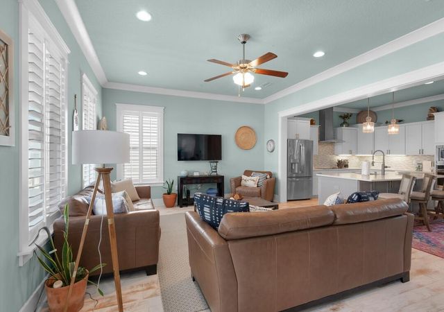 1477 Seaside Circle, Navarre, FL 32566