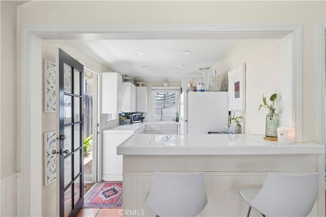611 Larkspur, Corona Del Mar, CA 92625