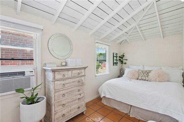 611 Larkspur, Corona Del Mar, CA 92625