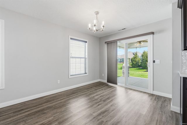 735 W Hamilton Road, Fort Wayne, IN 46814