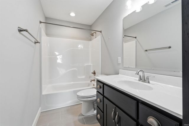 735 W Hamilton Road, Fort Wayne, IN 46814