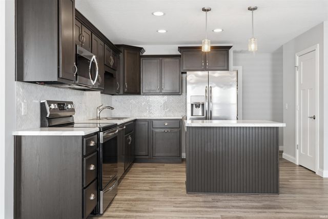 735 W Hamilton Road, Fort Wayne, IN 46814