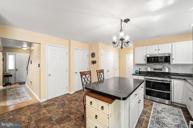 309 CAMERON DR, Douglassville, PA 19518