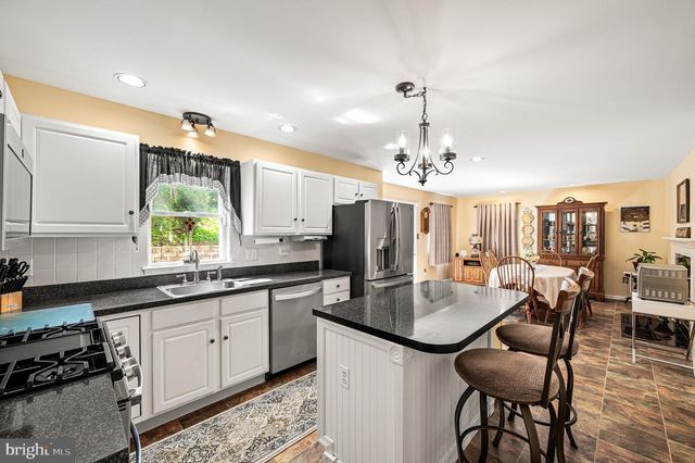 309 CAMERON DR, Douglassville, PA 19518