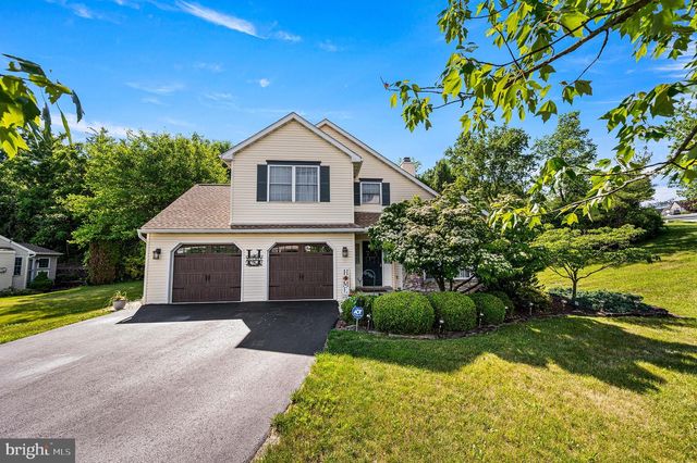 309 CAMERON DR, Douglassville, PA 19518