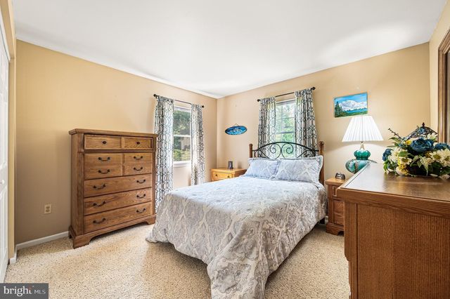 309 CAMERON DR, Douglassville, PA 19518