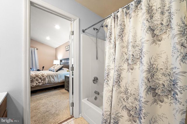 309 CAMERON DR, Douglassville, PA 19518