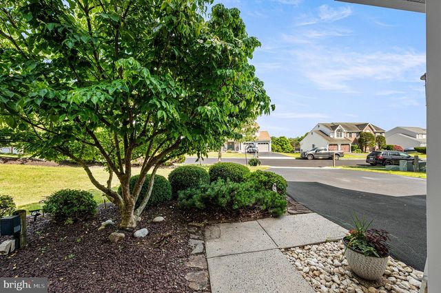 309 CAMERON DR, Douglassville, PA 19518