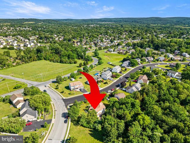 309 CAMERON DR, Douglassville, PA 19518