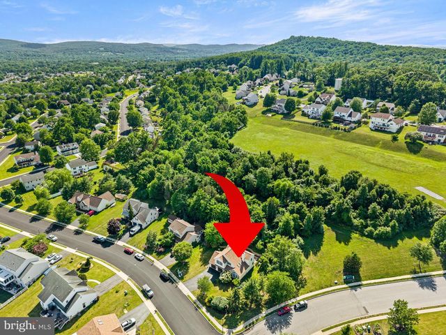 309 CAMERON DR, Douglassville, PA 19518