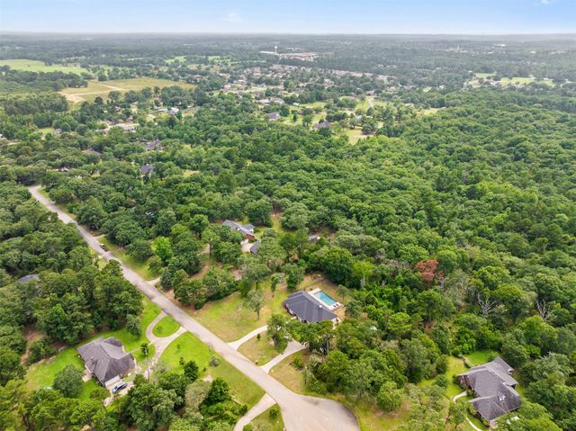 17681 Huckleberry Circle, Lindale, TX 75771
