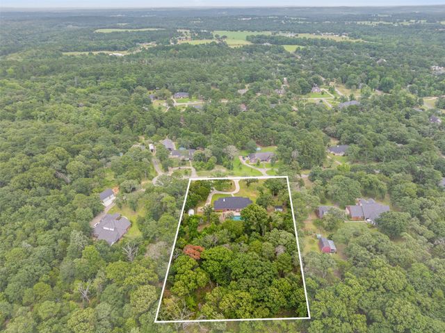 17681 Huckleberry Circle, Lindale, TX 75771
