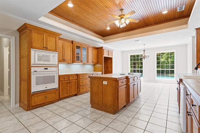 17681 Huckleberry Circle, Lindale, TX 75771