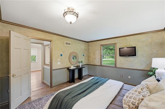 25409 Timberlake Trail, Greenwood, MO 64034