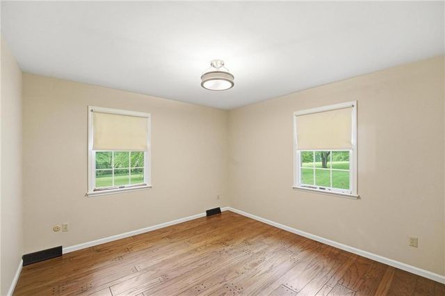 25409 Timberlake Trail, Greenwood, MO 64034