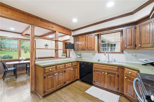 25409 Timberlake Trail, Greenwood, MO 64034