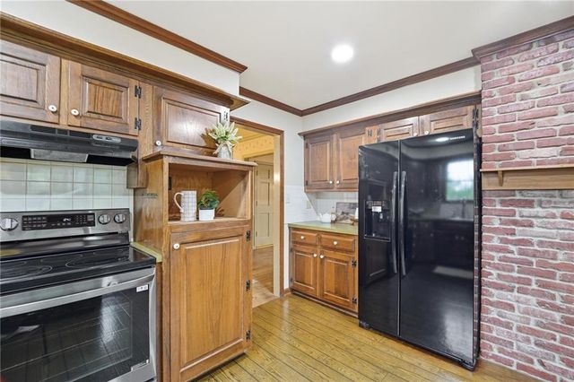 25409 Timberlake Trail, Greenwood, MO 64034