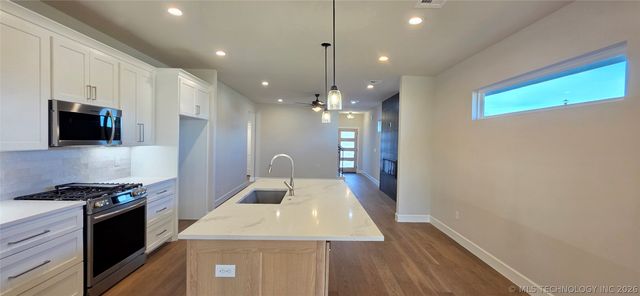 1014 E Delmar Place, Broken Arrow, OK 74012