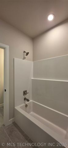 1014 E Delmar Place, Broken Arrow, OK 74012