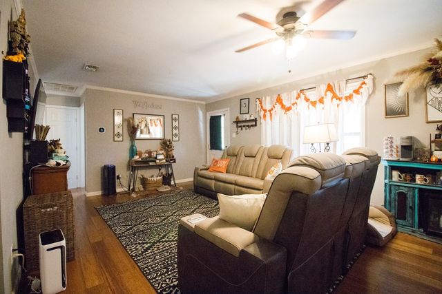 213 N Van Buren Street, San Angelo, TX 76901