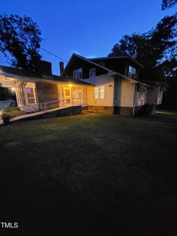 1521 Cross Link Road, Raleigh, NC 27610