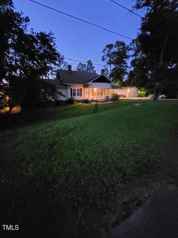 1521 Cross Link Road, Raleigh, NC 27610