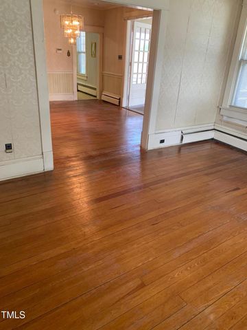 1521 Cross Link Road, Raleigh, NC 27610