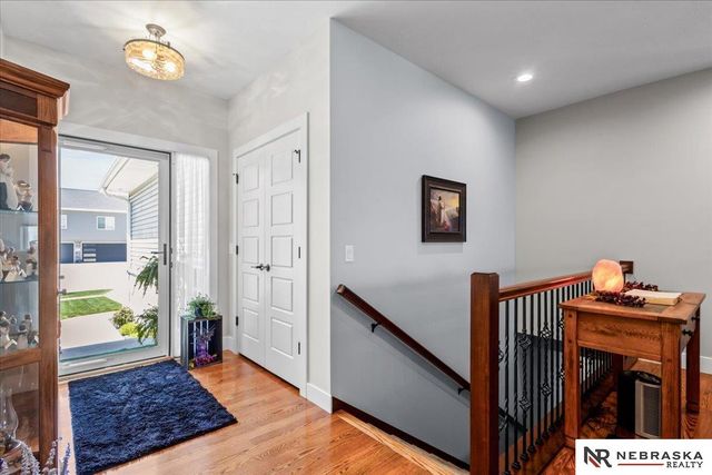 6104 S 97th Street, Lincoln, NE 68526