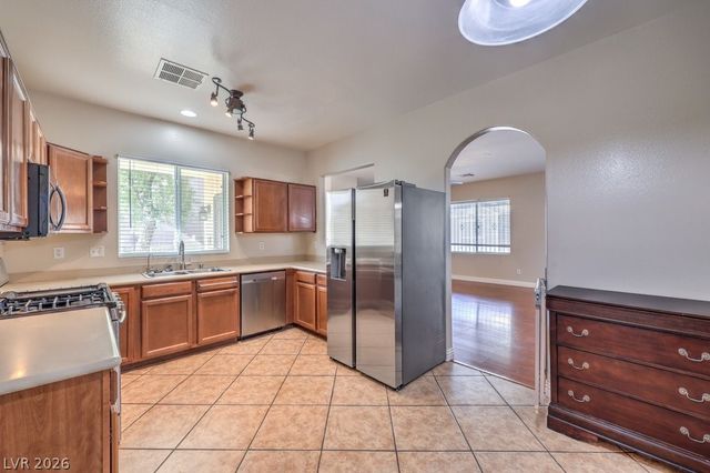 6394 Jackrabbit Run Avenue, Las Vegas, NV 89122