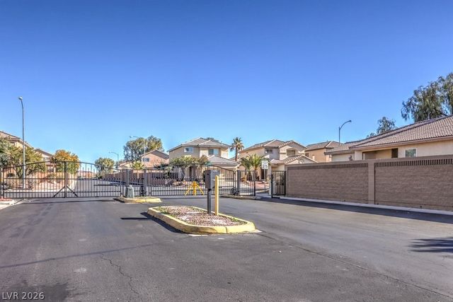 6394 Jackrabbit Run Avenue, Las Vegas, NV 89122