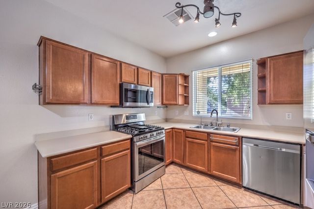 6394 Jackrabbit Run Avenue, Las Vegas, NV 89122