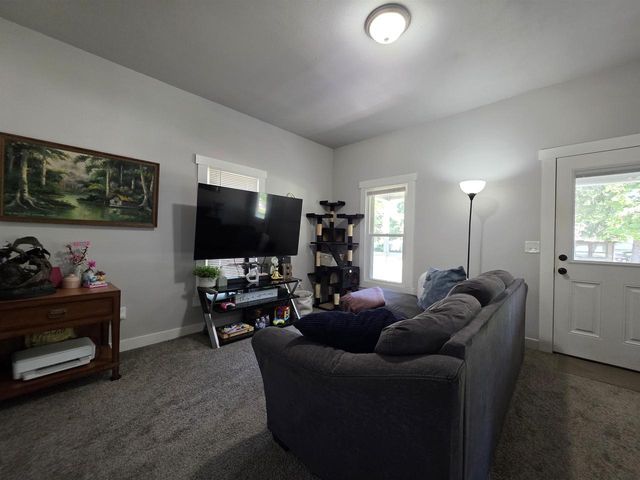 607 S Miller Street, Oxford, WI 53952