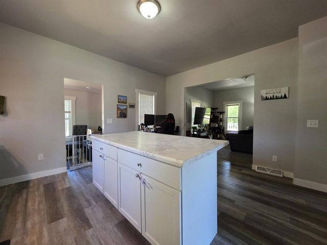 607 S Miller Street, Oxford, WI 53952