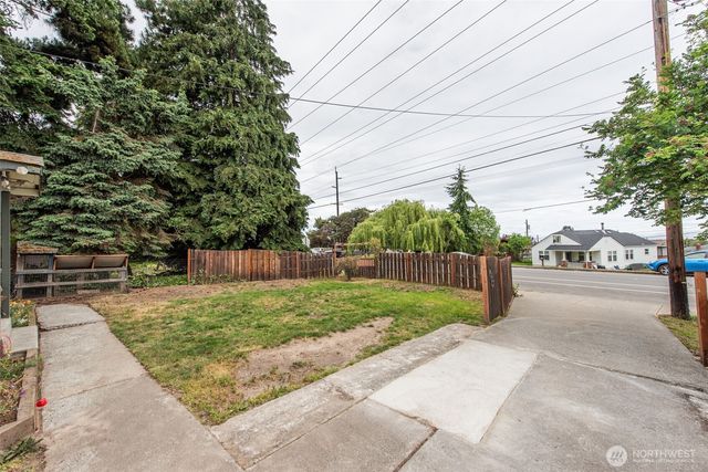 616 E Lauridsen Boulevard, Port Angeles, WA 98362