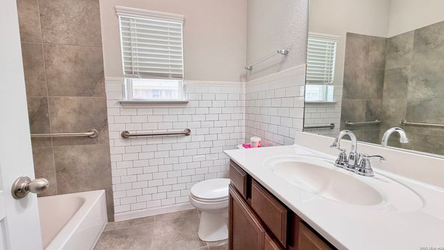 10225 Bricewood Place, San Antonio, TX 78254