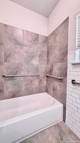 10225 Bricewood Place, San Antonio, TX 78254