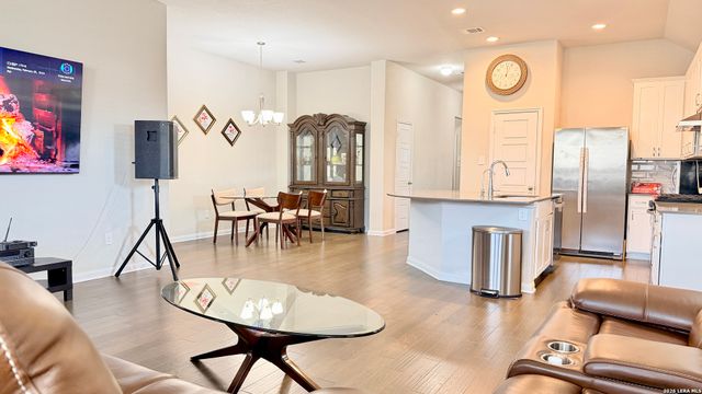 10225 Bricewood Place, San Antonio, TX 78254