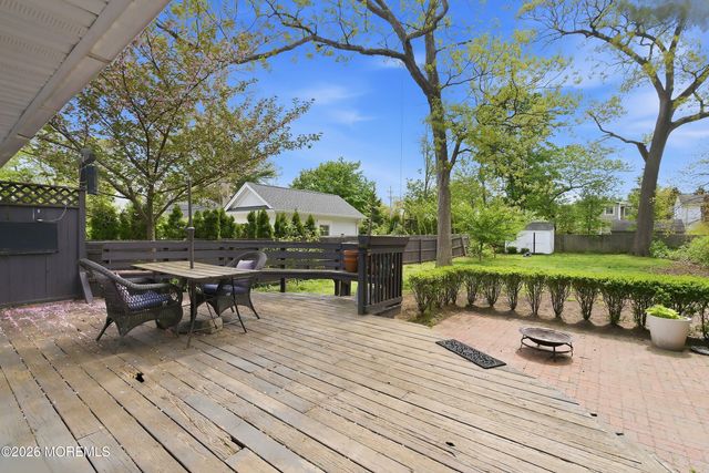 11 Bruce Place, Rumson, NJ 07760