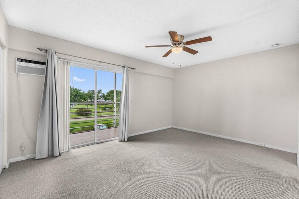 Image 10 of property listing at 289 Dorset G, Boca Raton, FL 33434