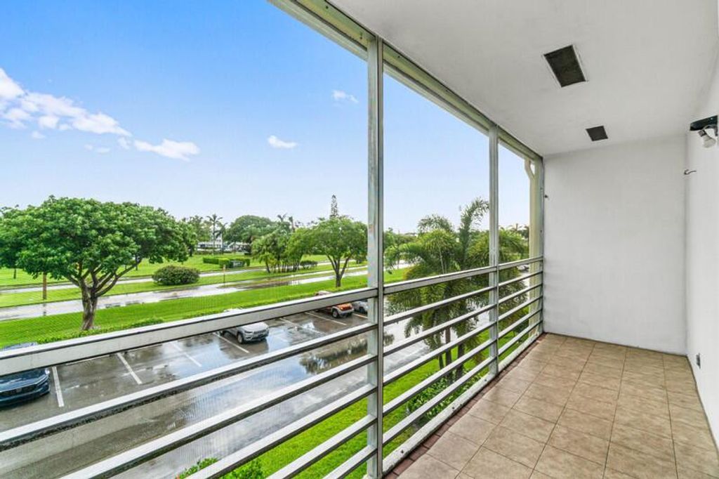 Image 14 of property listing at 289 Dorset G, Boca Raton, FL 33434