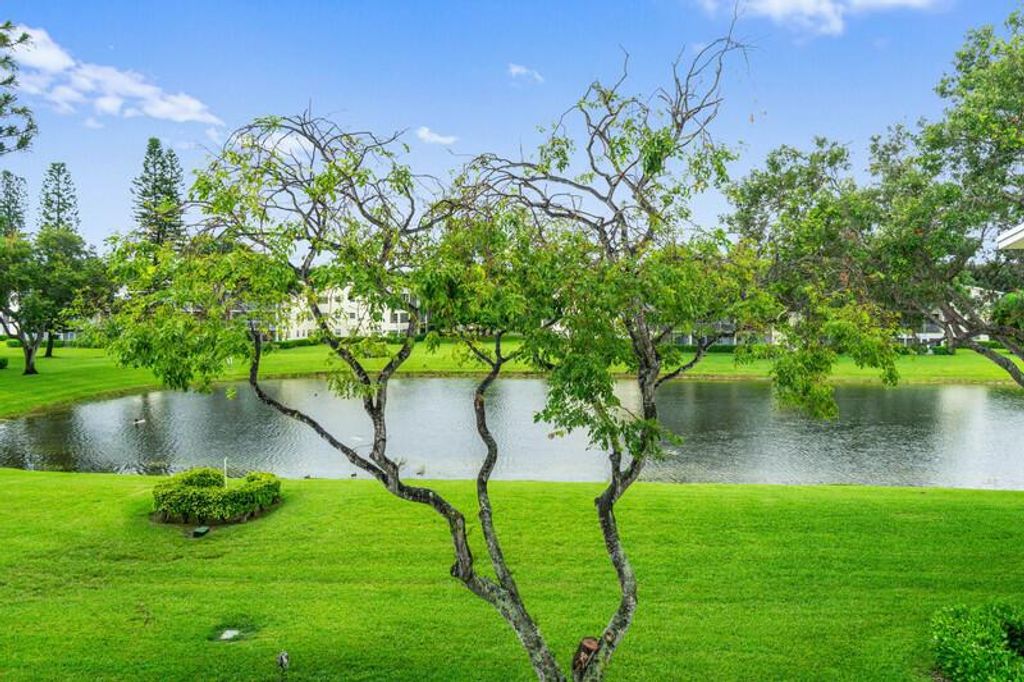 Image 15 of property listing at 289 Dorset G, Boca Raton, FL 33434