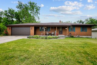 1070 Woodland Court, Lowell, IN 46356